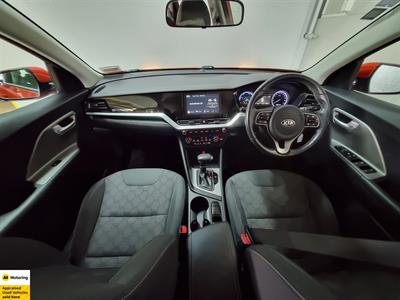2021 Kia Niro - Thumbnail