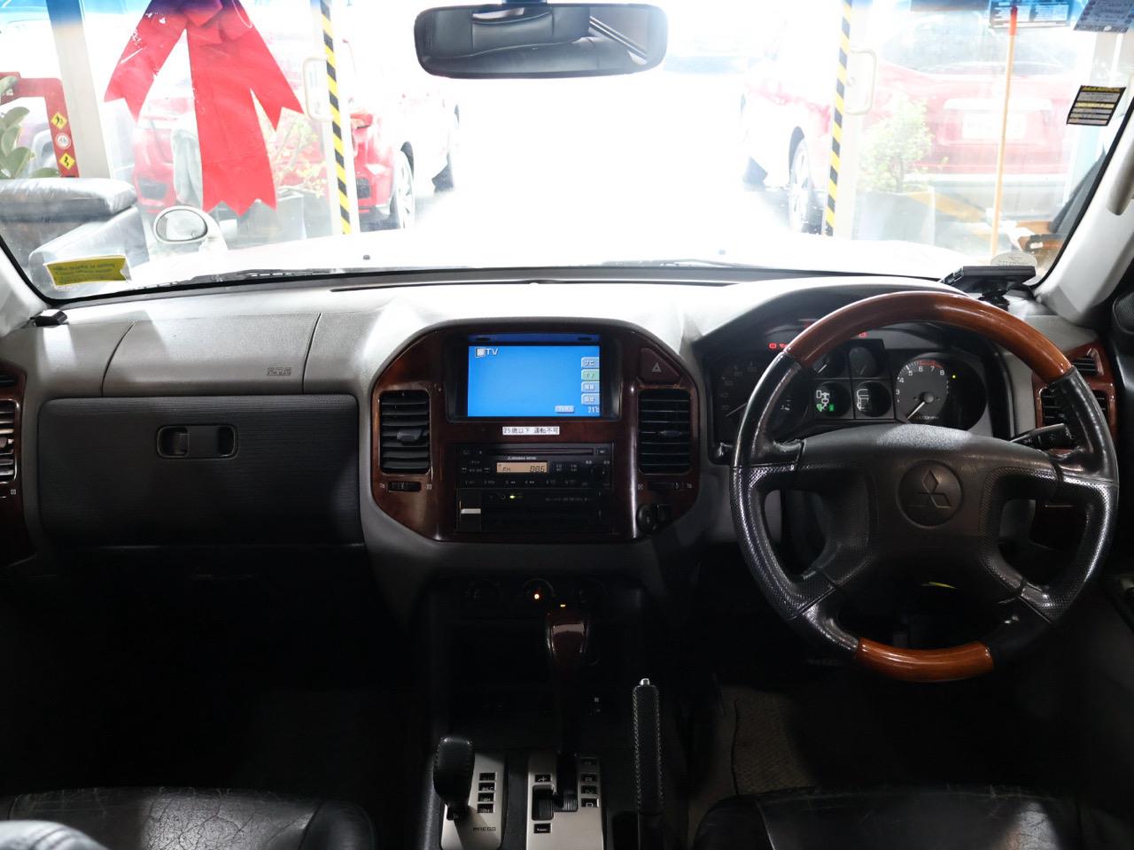 2006 Mitsubishi Pajero