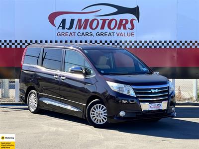 2014 Toyota Noah - Thumbnail
