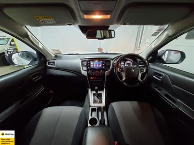 2020 Mitsubishi Triton - Thumbnail