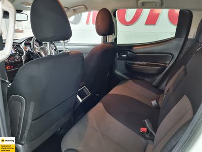 2020 Mitsubishi Triton - Thumbnail