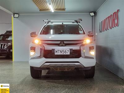 2020 Mitsubishi Triton - Thumbnail