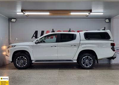 2020 Mitsubishi Triton - Thumbnail