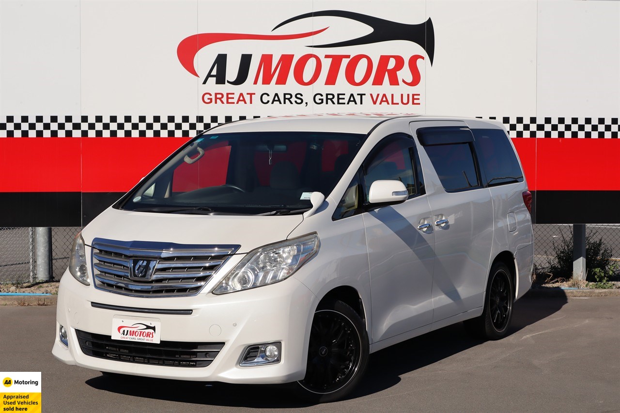 2013 Toyota Alphard
