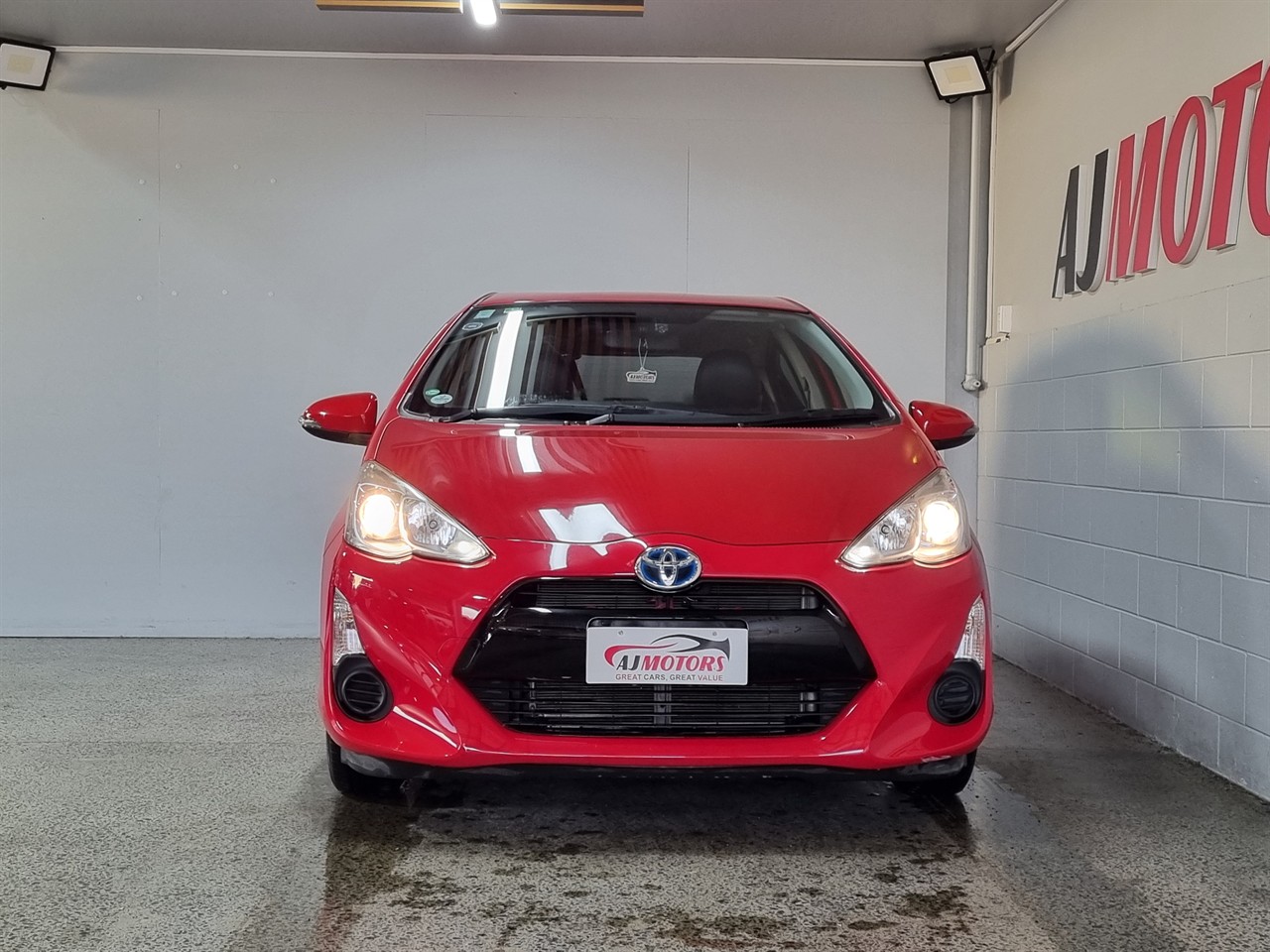 2015 Toyota Aqua