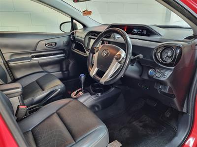 2015 Toyota Aqua - Thumbnail
