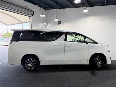 2015 Toyota Vellfire - Thumbnail