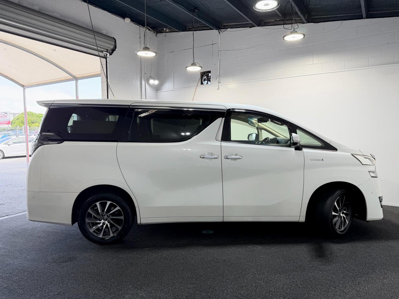 2015 Toyota Vellfire