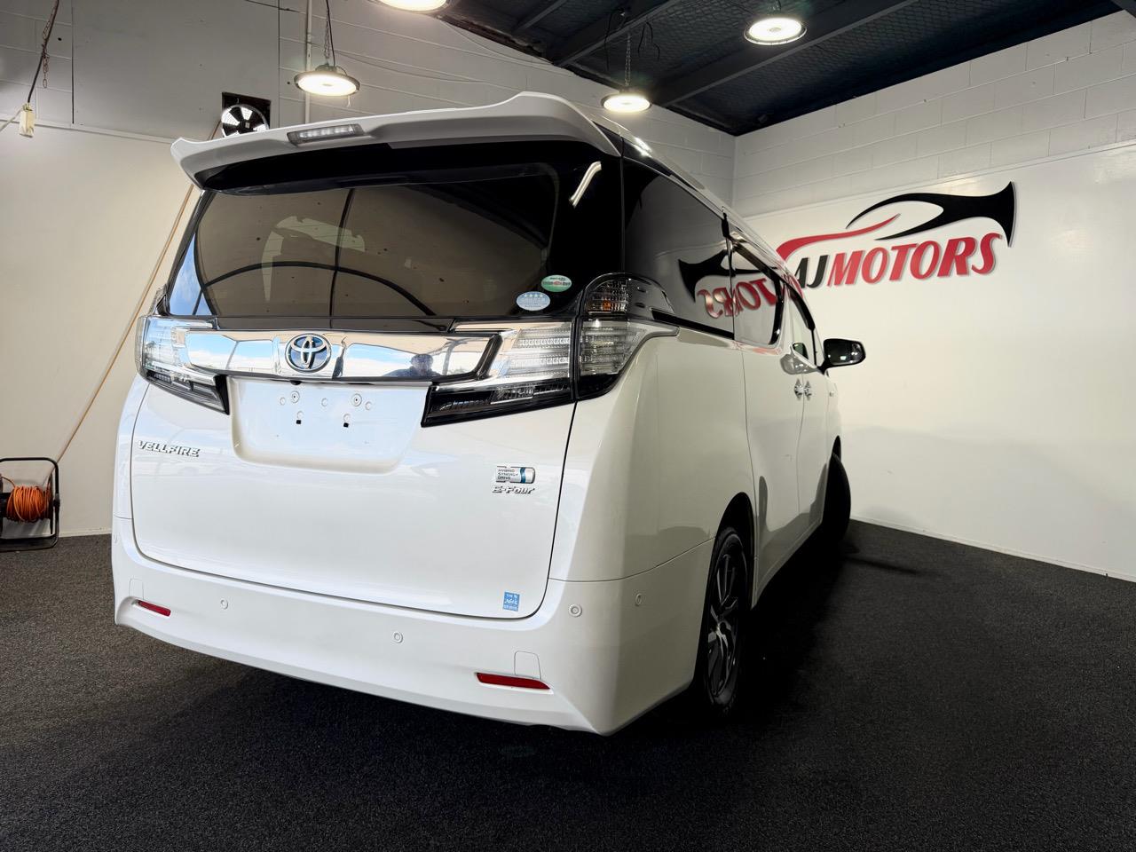 2015 Toyota Vellfire