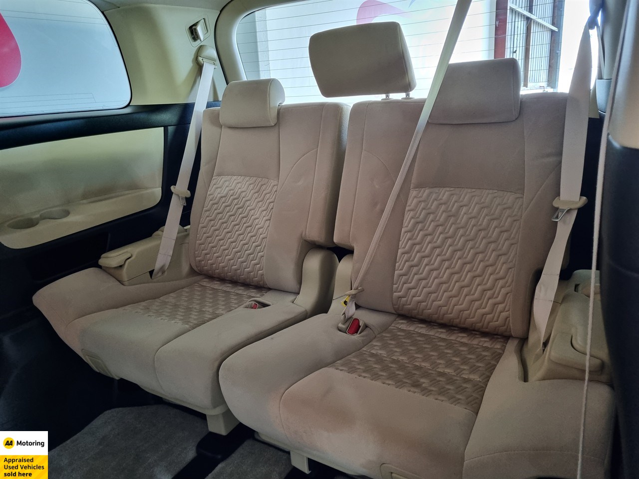 2016 Toyota Alphard