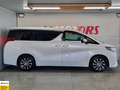 2016 Toyota Alphard - Thumbnail
