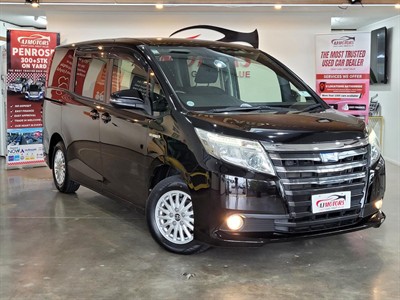 2016 Toyota Noah