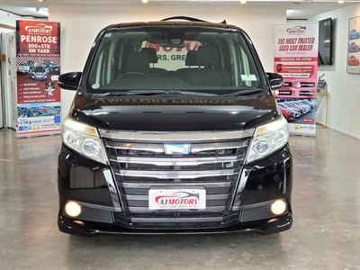 2016 Toyota Noah - Thumbnail