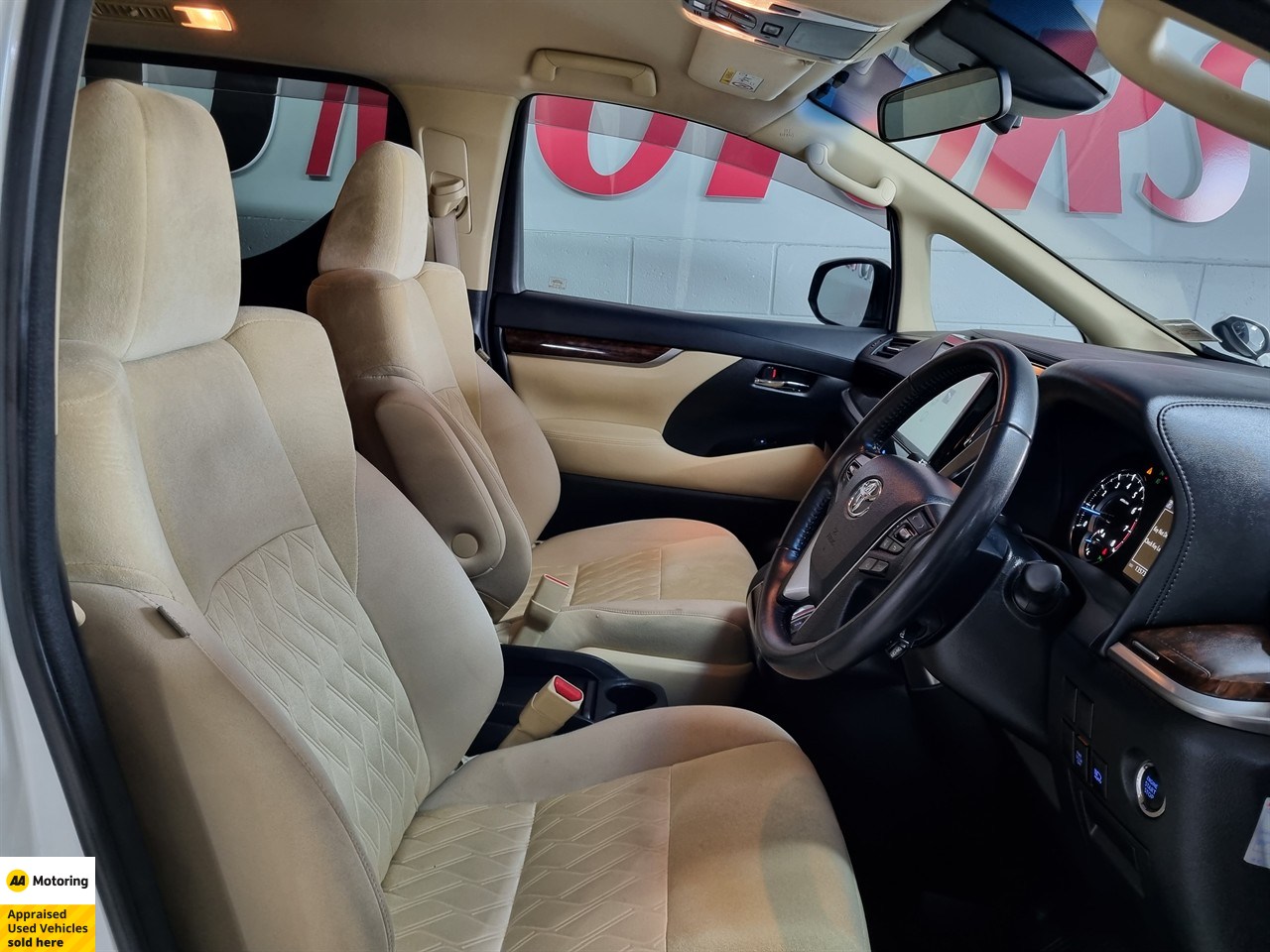 2018 Toyota Vellfire