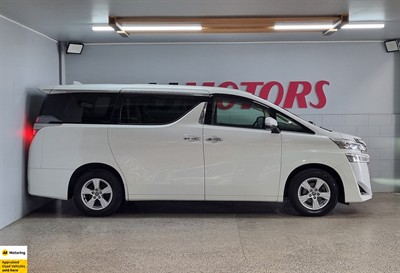 2018 Toyota Vellfire - Thumbnail