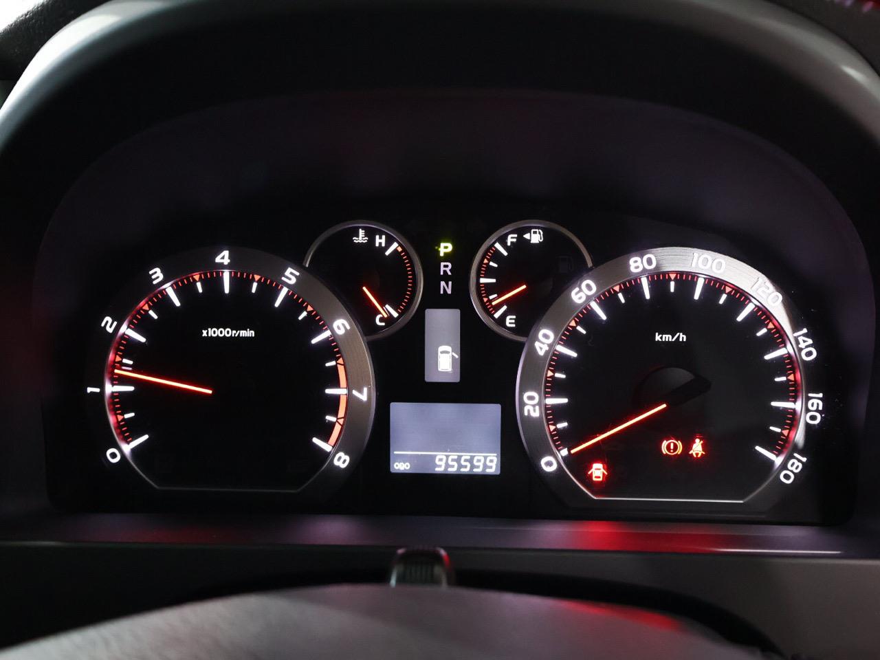 2010 Toyota Vellfire