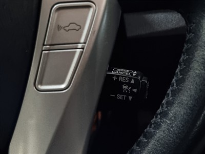 2013 Toyota Prius - Thumbnail