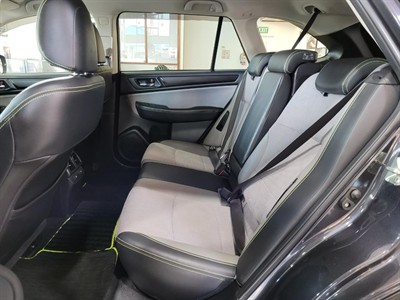 2017 Subaru Outback - Thumbnail