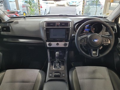 2017 Subaru Outback - Thumbnail