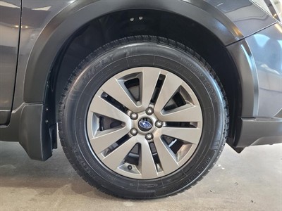 2017 Subaru Outback - Thumbnail