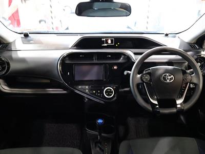 2019 Toyota Aqua - Thumbnail