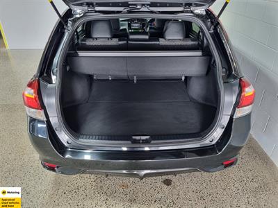 2017 Toyota Corolla - Thumbnail