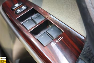 2012 Toyota Mark-X - Thumbnail