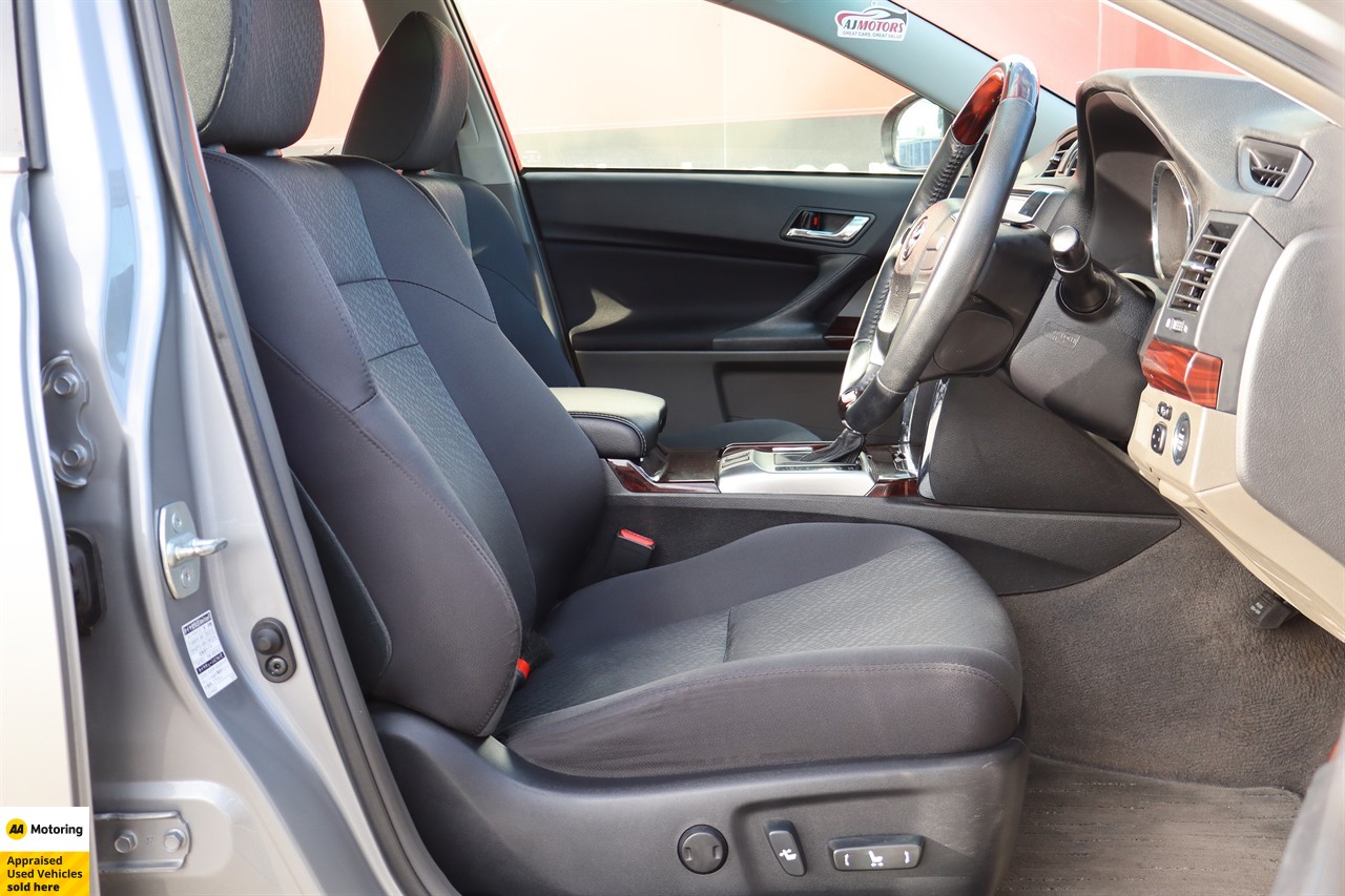 2012 Toyota Mark-X