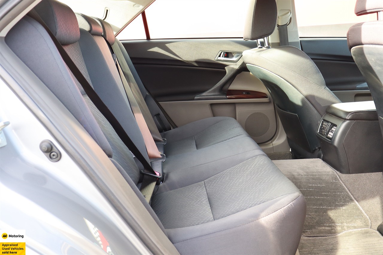 2012 Toyota Mark-X