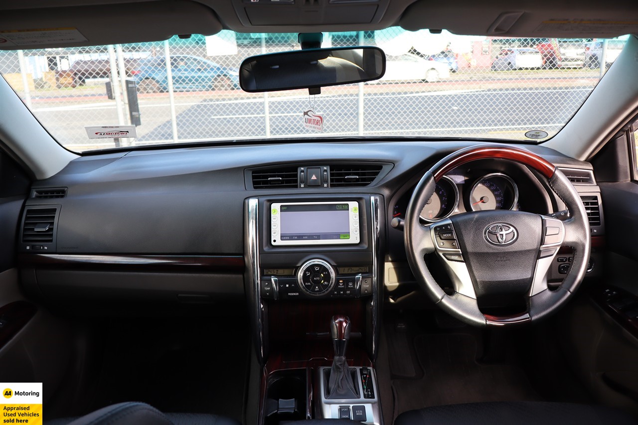 2012 Toyota Mark-X