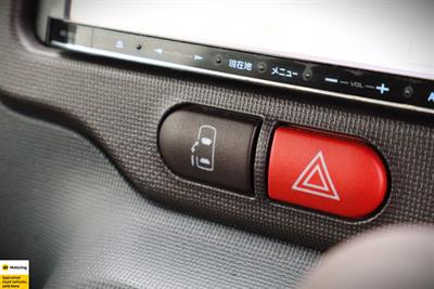 2013 Toyota Porte - Thumbnail