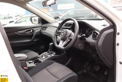 2022 Nissan X-Trail - Thumbnail