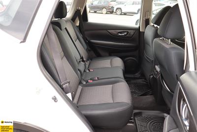 2022 Nissan X-Trail - Thumbnail