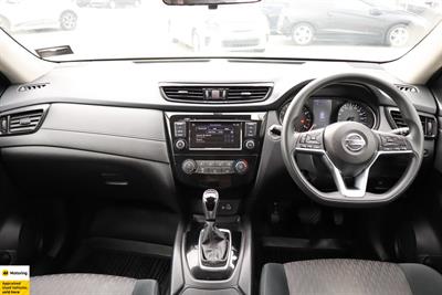 2022 Nissan X-Trail - Thumbnail