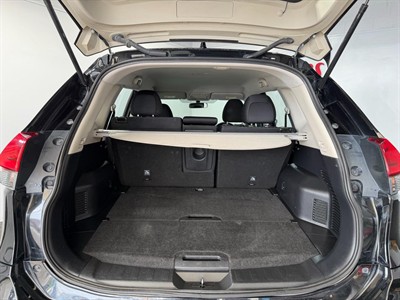 2022 Nissan X-Trail - Thumbnail