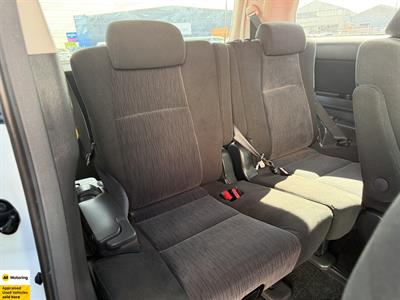 2012 Toyota Alphard - Thumbnail