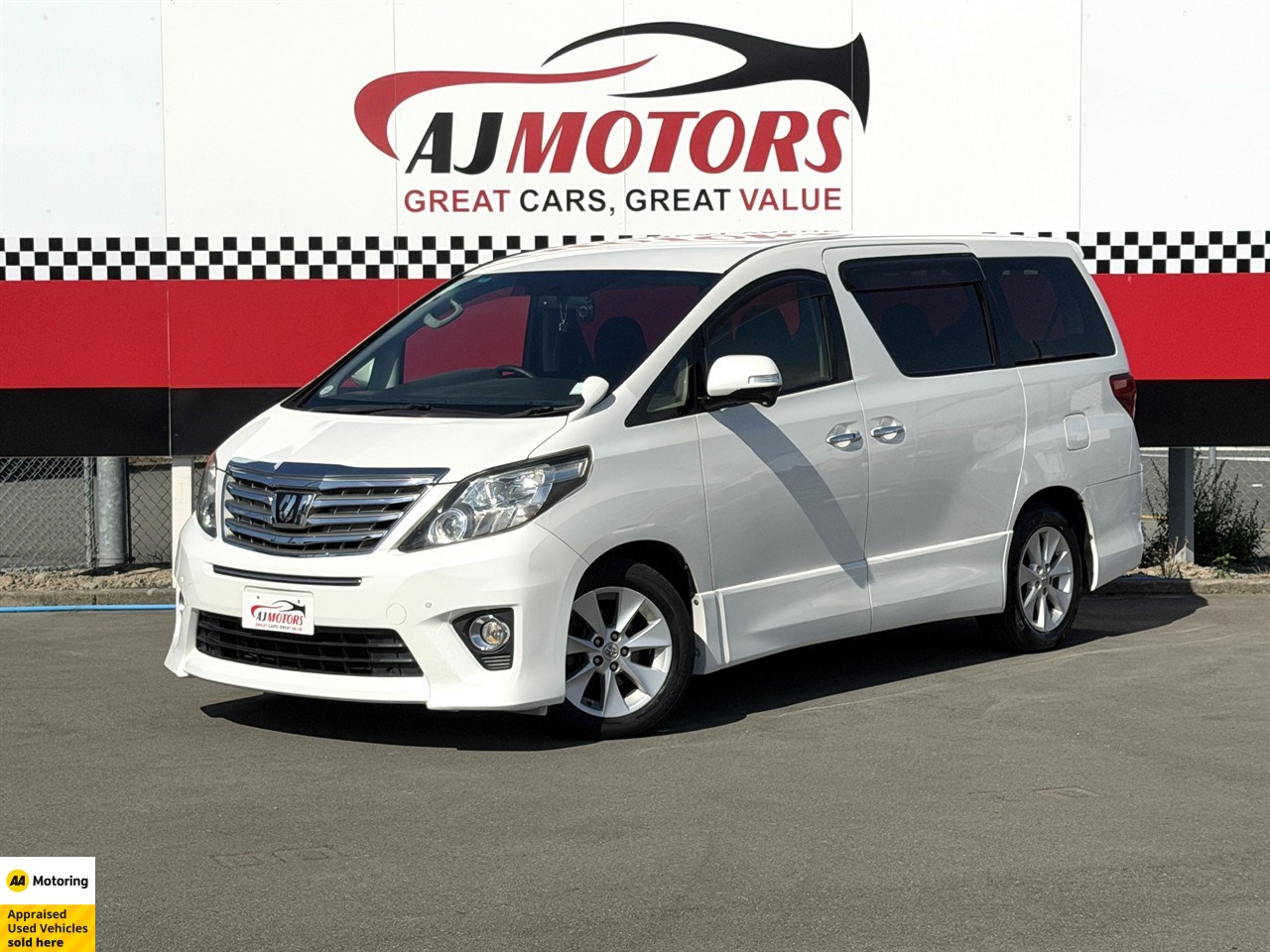 2012 Toyota Alphard