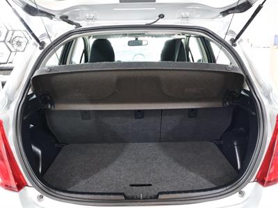 2013 Toyota Yaris - Thumbnail