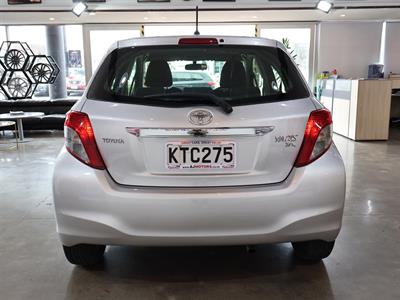2013 Toyota Yaris - Thumbnail