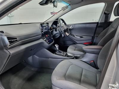 2022 Hyundai IONIQ - Thumbnail