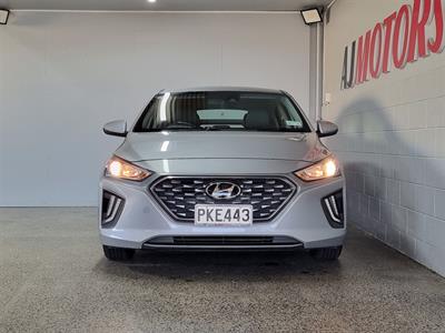 2022 Hyundai IONIQ - Thumbnail