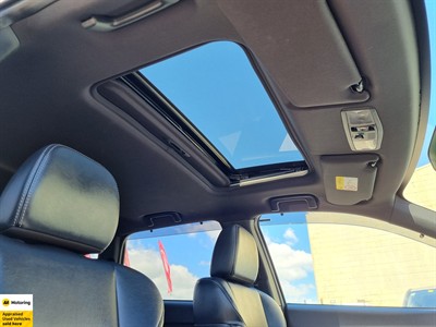 2019 Mitsubishi Outlander - Thumbnail