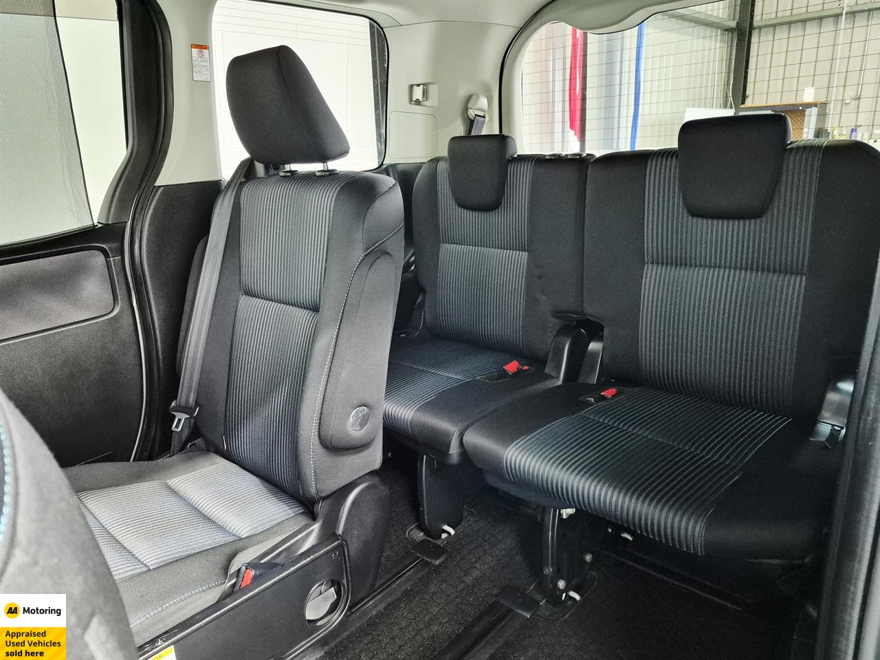 2014 Toyota Voxy