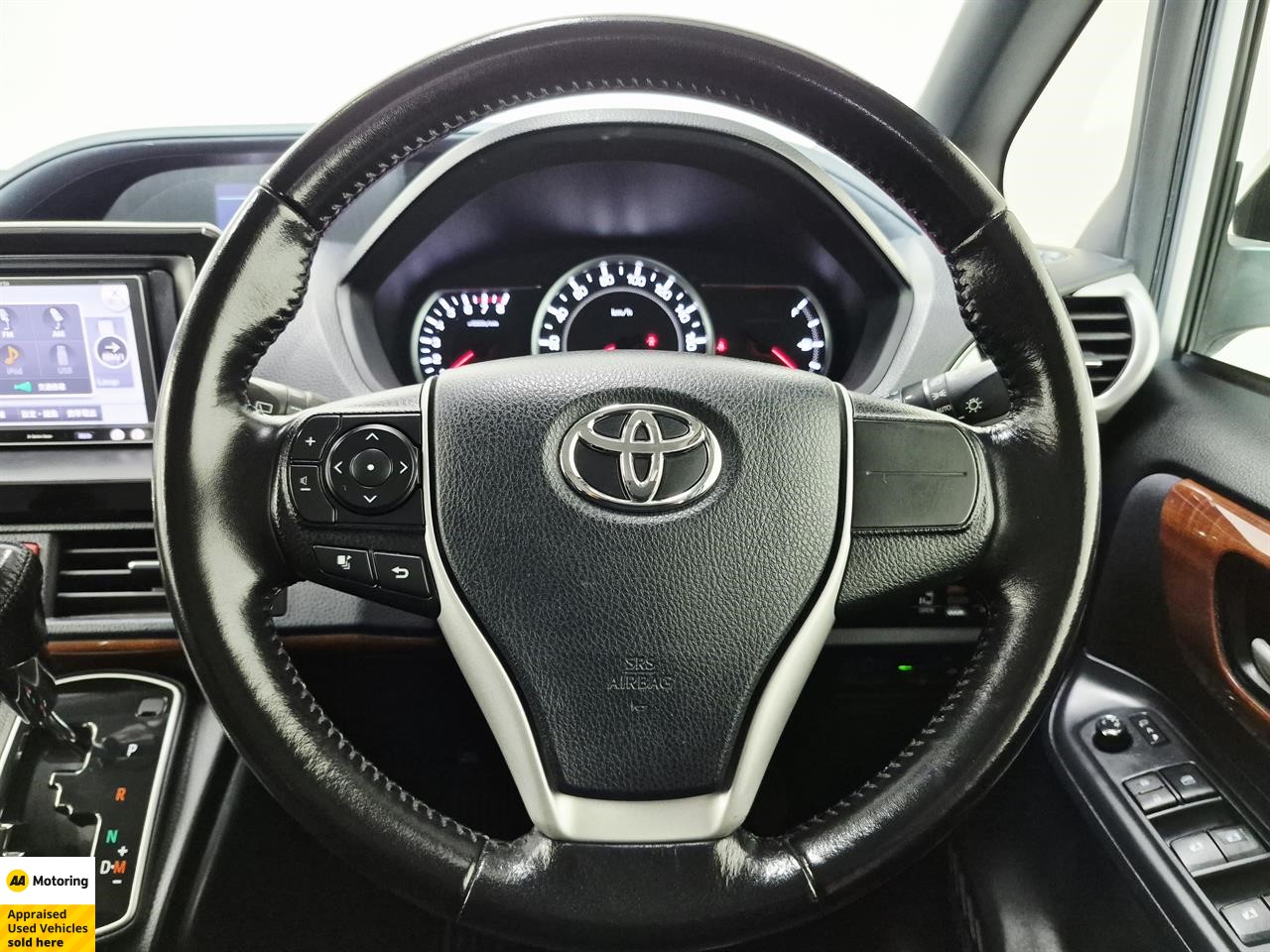 2014 Toyota Voxy