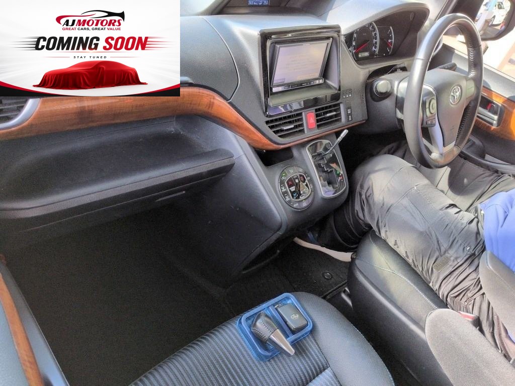 2014 Toyota Voxy
