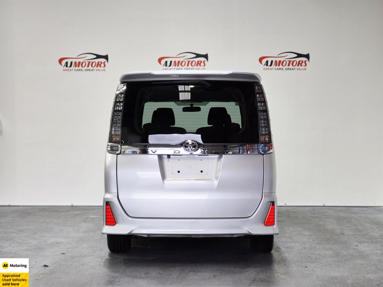 2014 Toyota Voxy