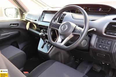 2021 Nissan Serena - Thumbnail