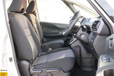 2021 Nissan Serena - Thumbnail