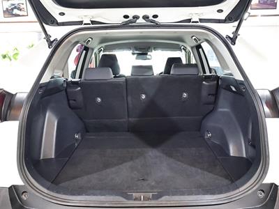 2020 Toyota RAV4 - Thumbnail