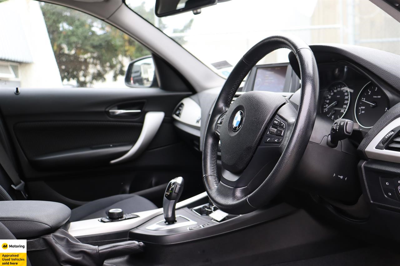 2011 BMW 120i
